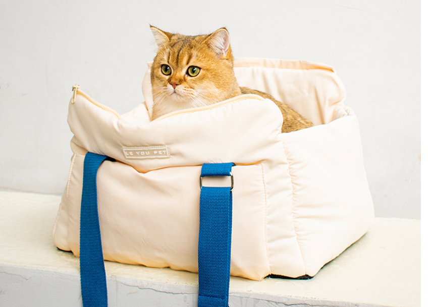 Portable Cat Bag To Carry Pets Out — product detail