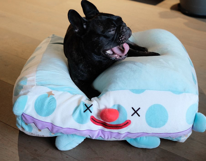 Clown Pet Sleeps In A Cozy Pet Bed — product detail