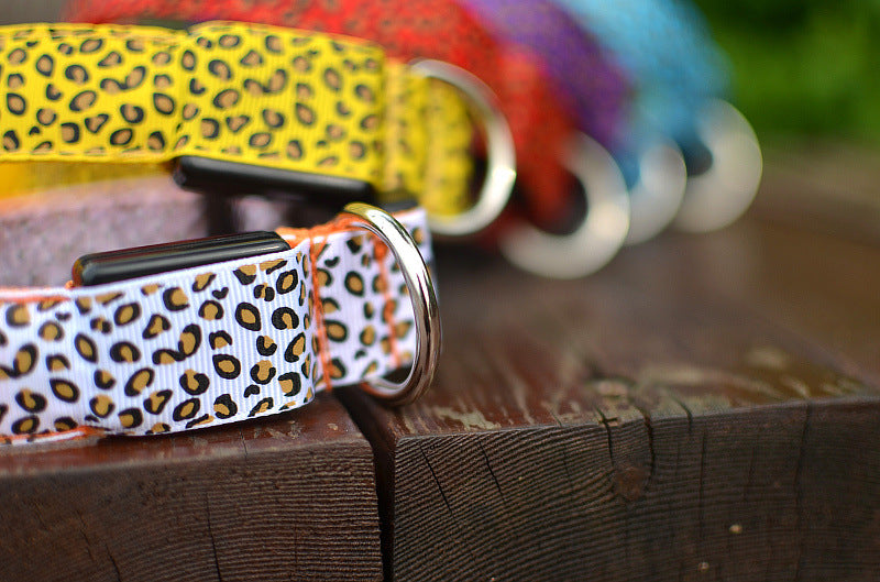 LED Dog Collar Safety Adjustable Nylon Leopard Pet Collar — product detail