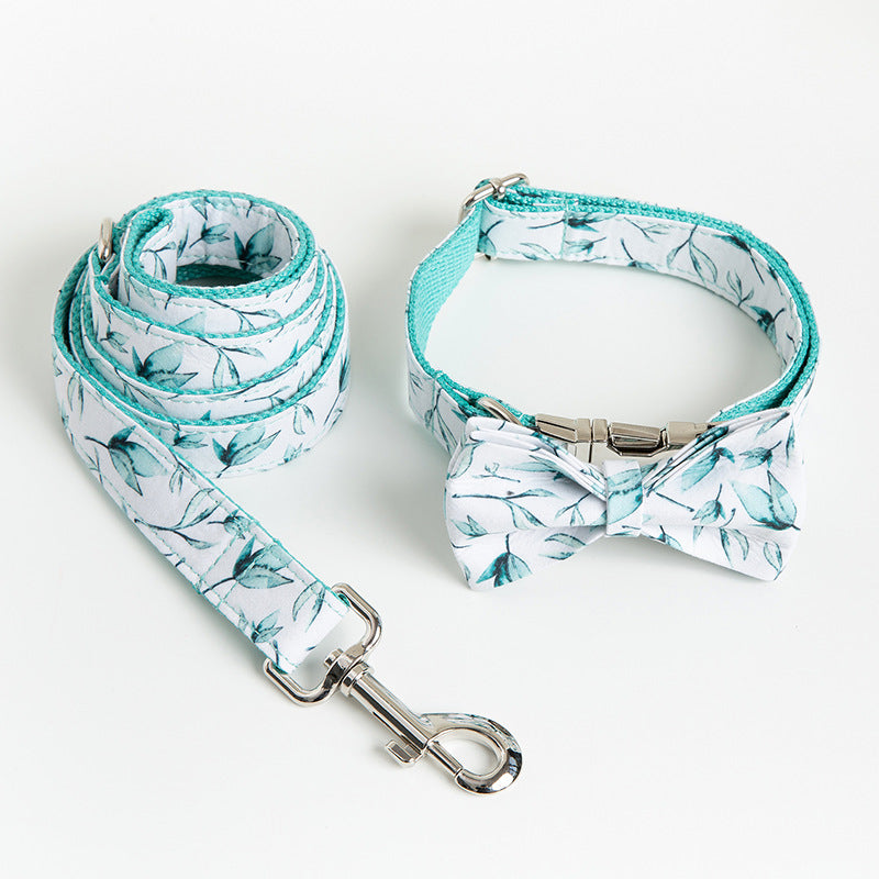 Leaf-Print Dog Collar & Leash — product detail
