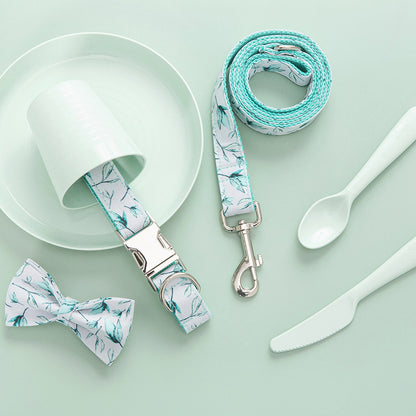 Leaf-Print Dog Collar & Leash — product detail